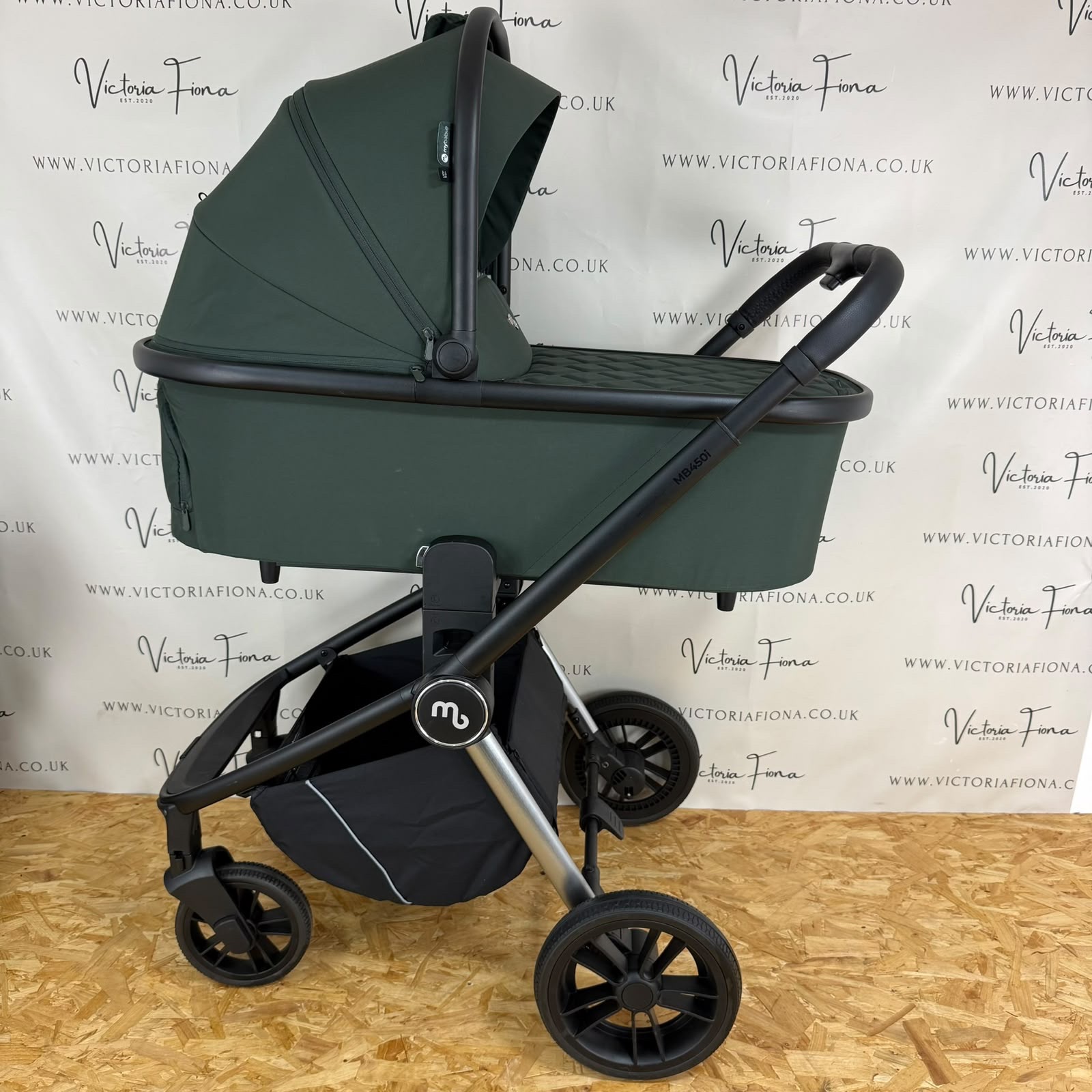 EX DISPLAY My Babiie MB450i Carrycot & Pushchair - Forest Green - Image 2