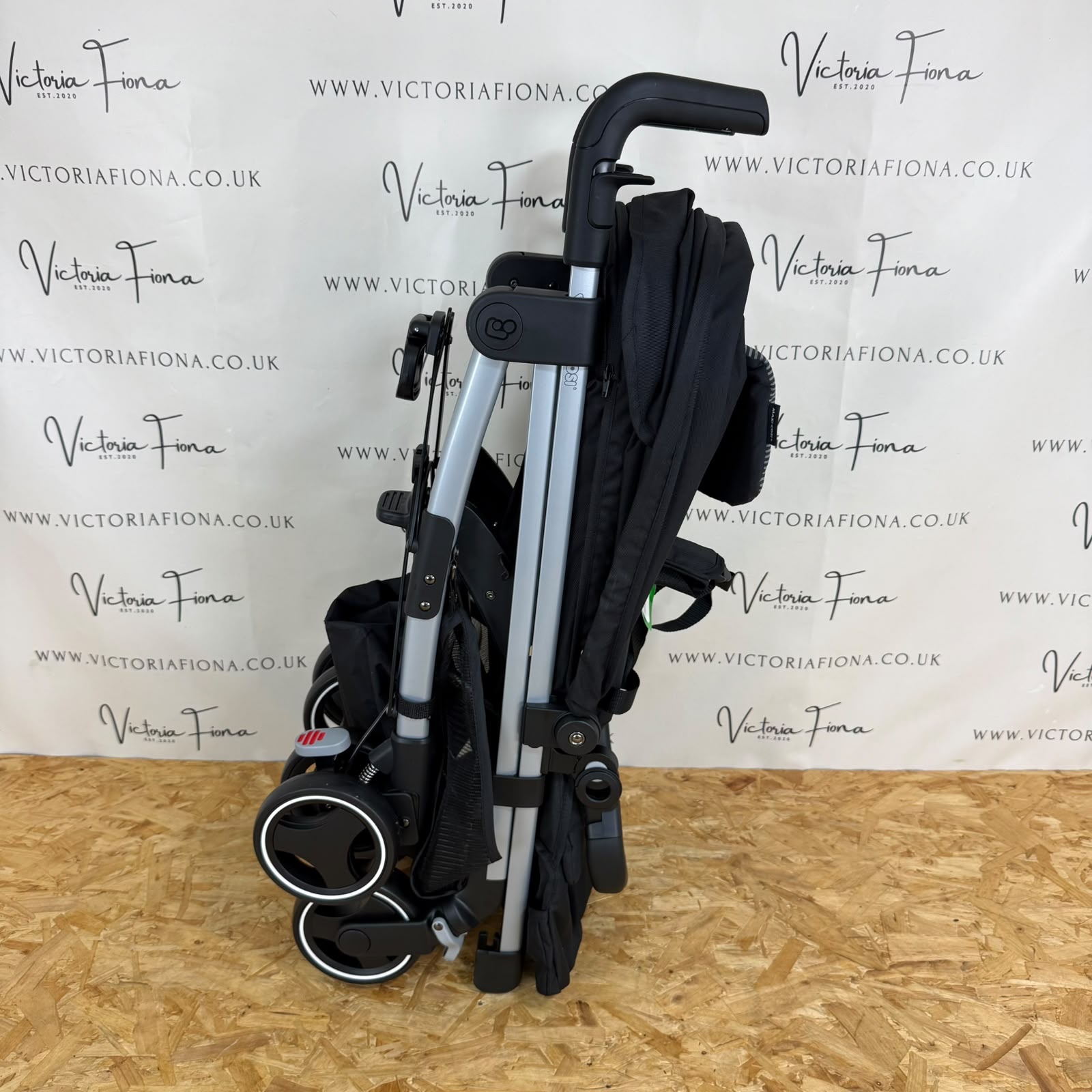 NEW Maxi Cosi Dana Compact Stroller - Black - Image 6