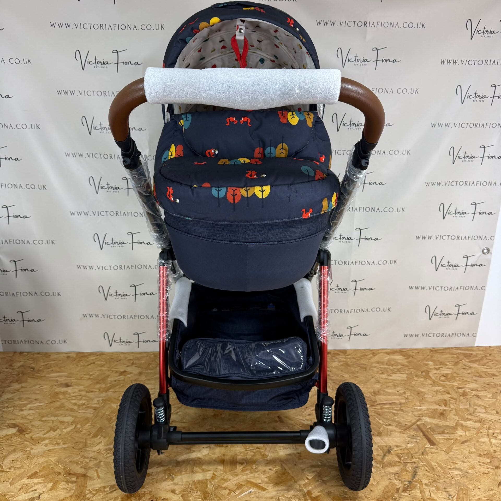 NEW Cosatto Wow Continental Carrycot & Pushchair - Parc - Image 3